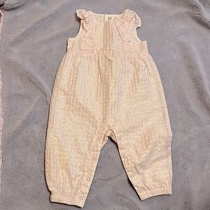 Baby Cat & Jack. 6-9months. Body: 77% cotton.23% polyester. Lining: 100% cotton.